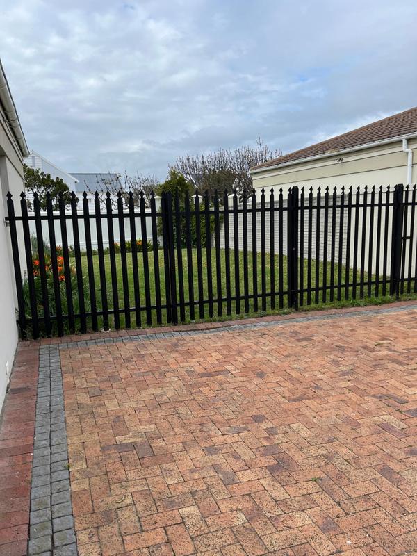 3 Bedroom Property for Sale in Royal Ascot Western Cape